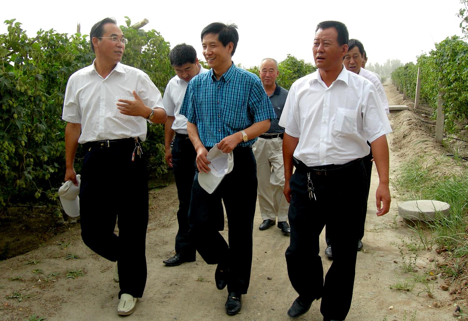 毛录让