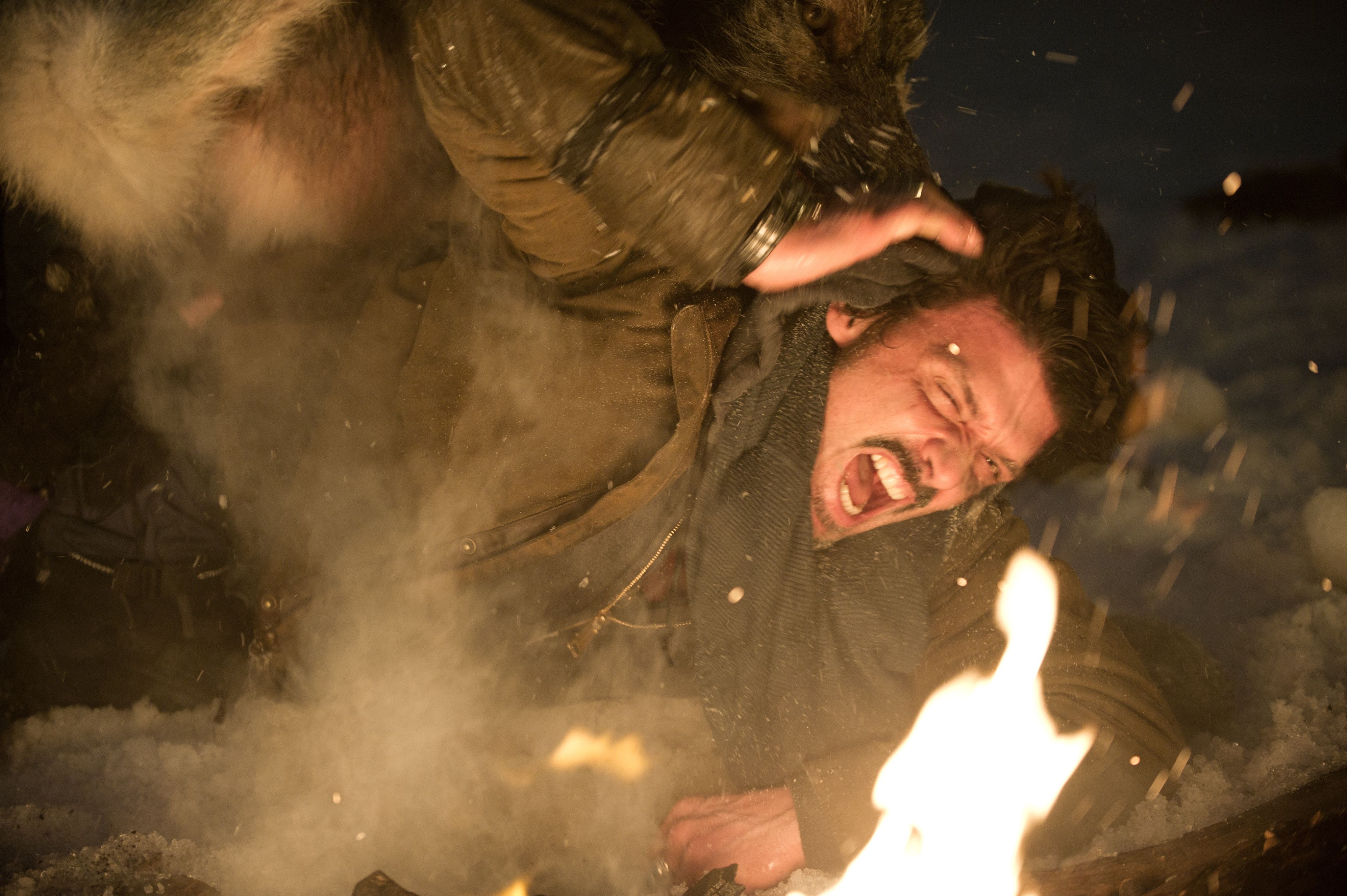  p>《人狼大战》(the grey)是由 a href="#" data-lemmaid="2381343">