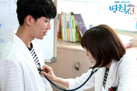  p data-id="gnbxj8vjhu">《医疗船》是韩国mbc电视台于2017年8月30