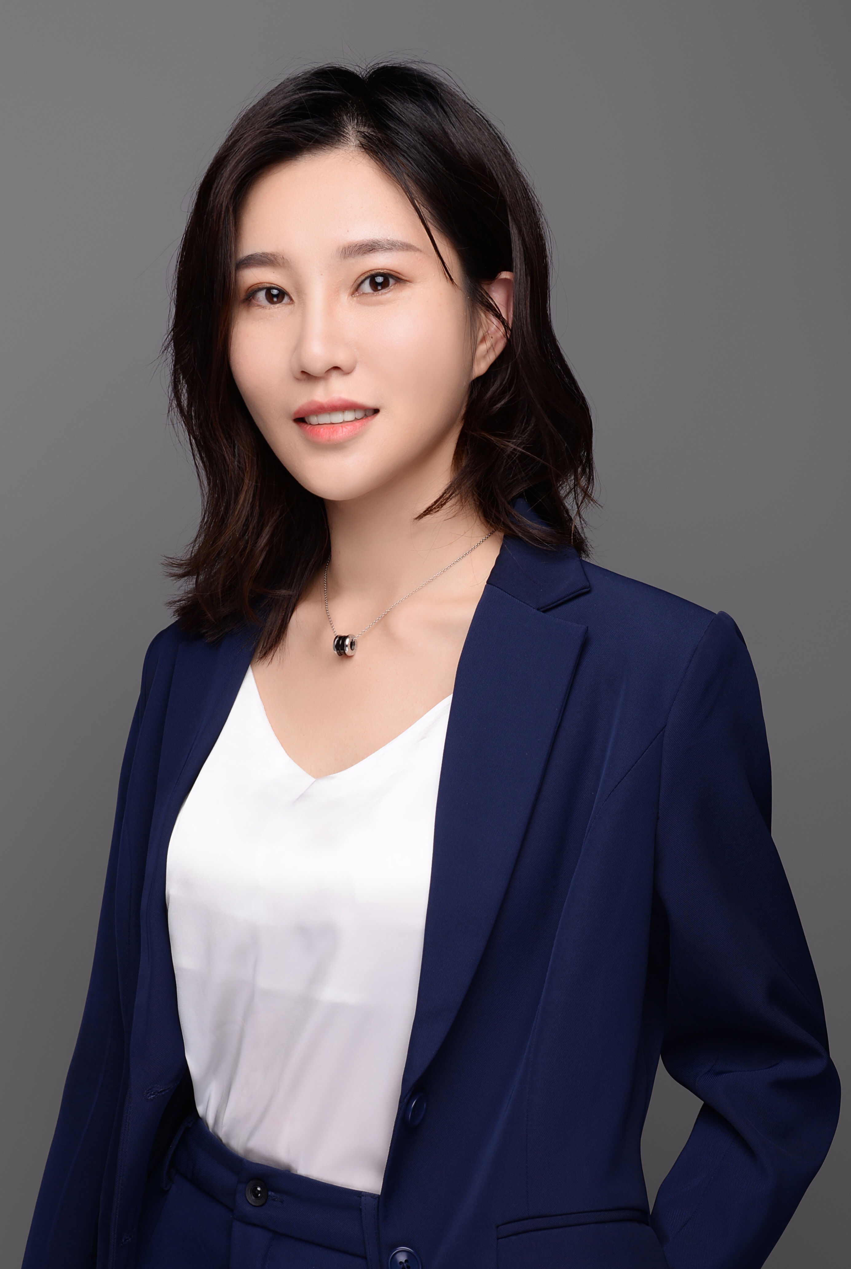 何影