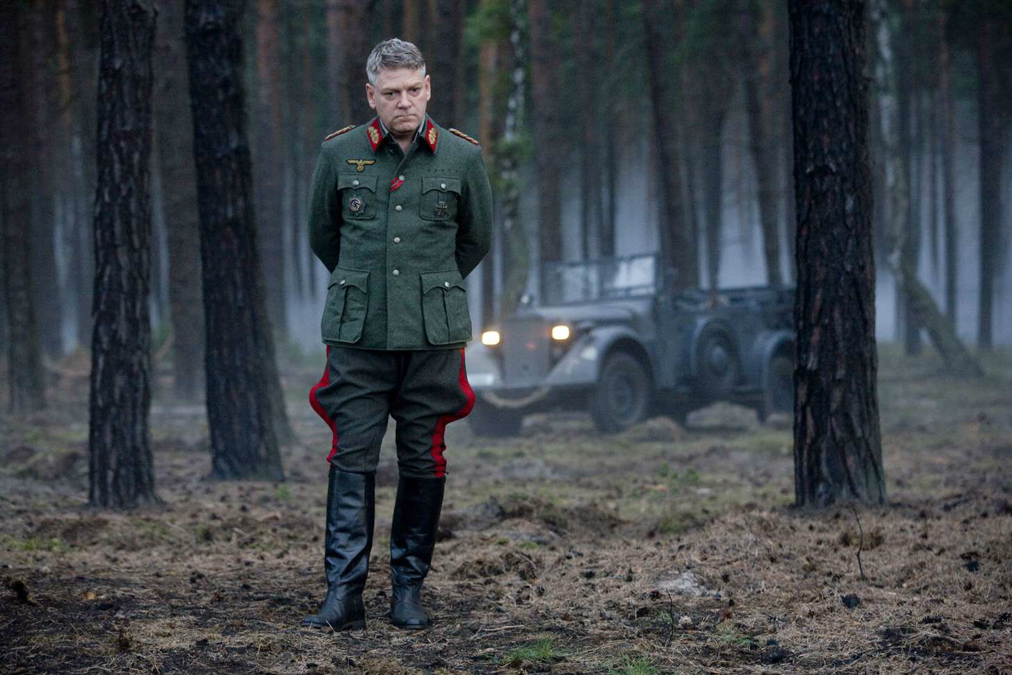 华尔奇丽雅行动