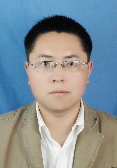 杨军伟