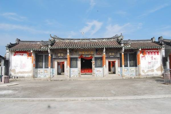  p>桥冲镇,隶属于广东省汕尾市陆丰市,地处陆丰市东南部,东至南塘镇