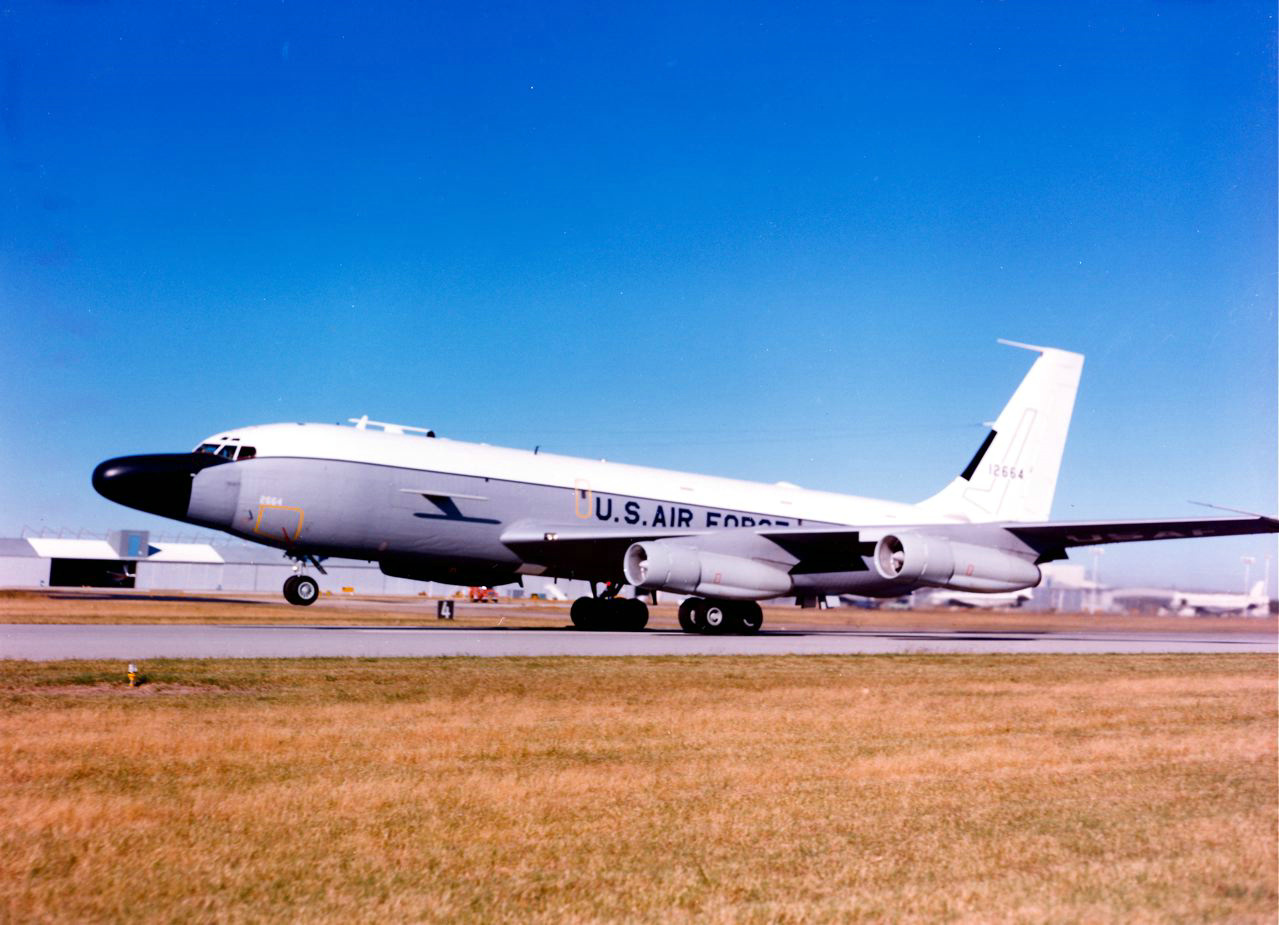rc-135侦察机
