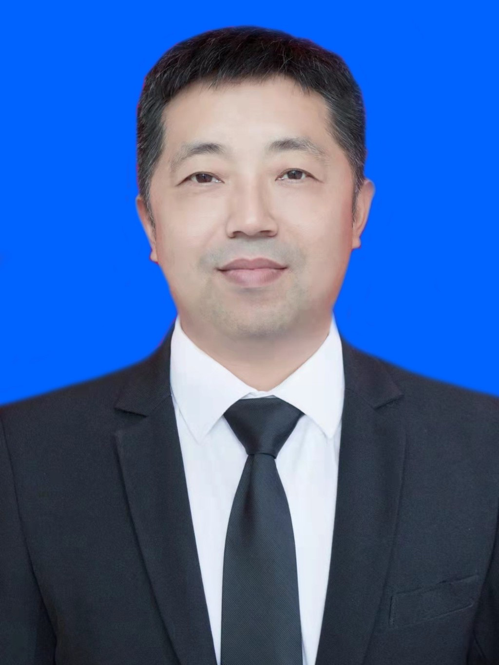 pkgfrx">现任湖南省醴陵市委常委,市人民政府党组副书记,常务副市长