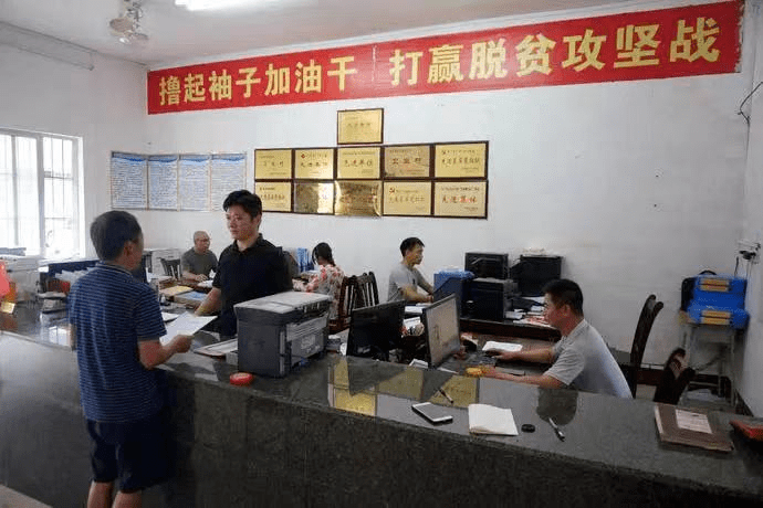 自治区 /a>南宁市 a target="_blank" href="/item/马山县/2395141"