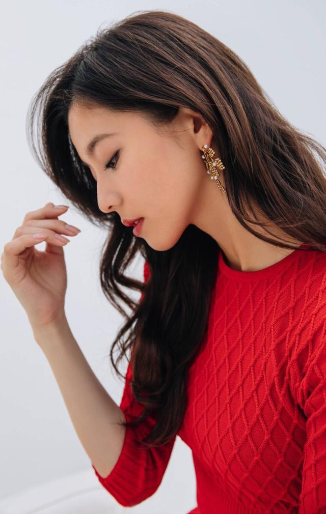 asahina aya),1993年10月6日出生于日本兵库县洲本市,日本女模特,演员