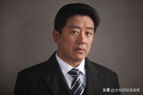 戏红人不红的丁勇岱：因为演得太像白宝山，险些挨枪子儿_百科TA说