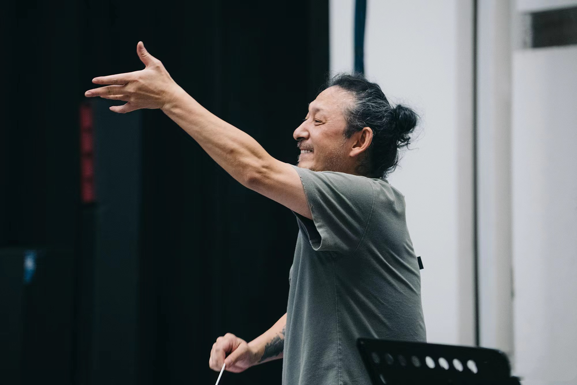  p data-id="gnt02u0501">三宝,本名那日松,1968年6月5日出生于内蒙古