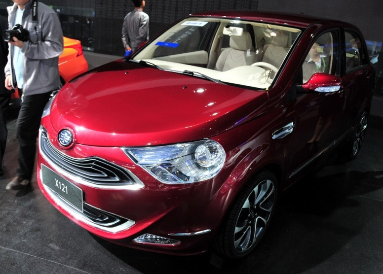  p>一汽x121是天津一汽旗下小型车. /p>