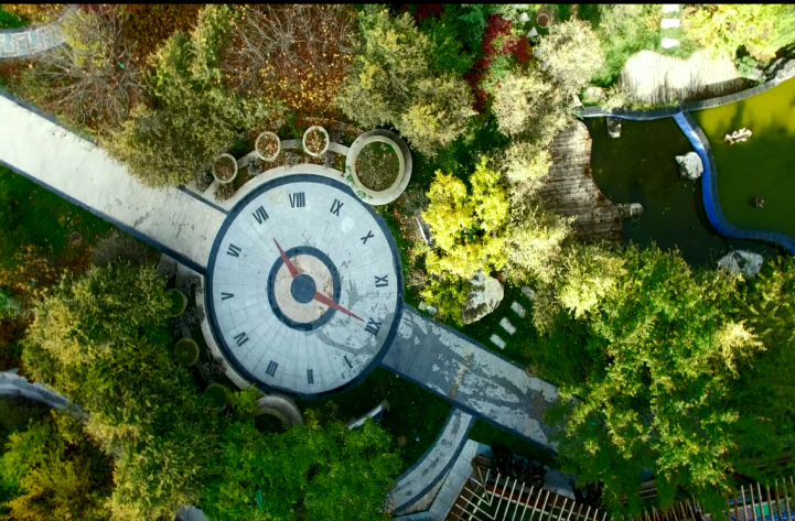  p>青海昆仑中学坐落于西宁市城东区共和南路9号.