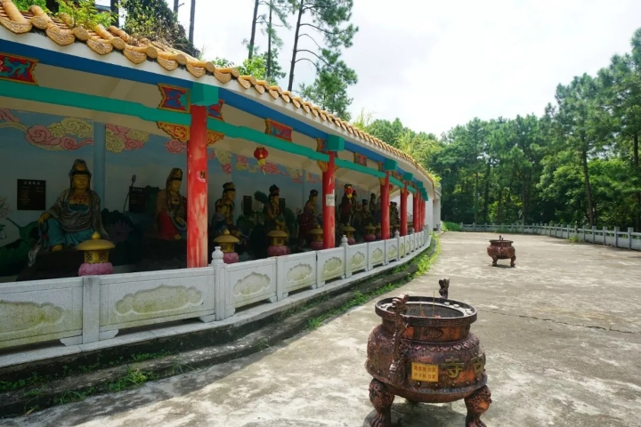 data-lemmaid="7351196">博罗县 /a>礼佛禅寺位于广东省 a target="