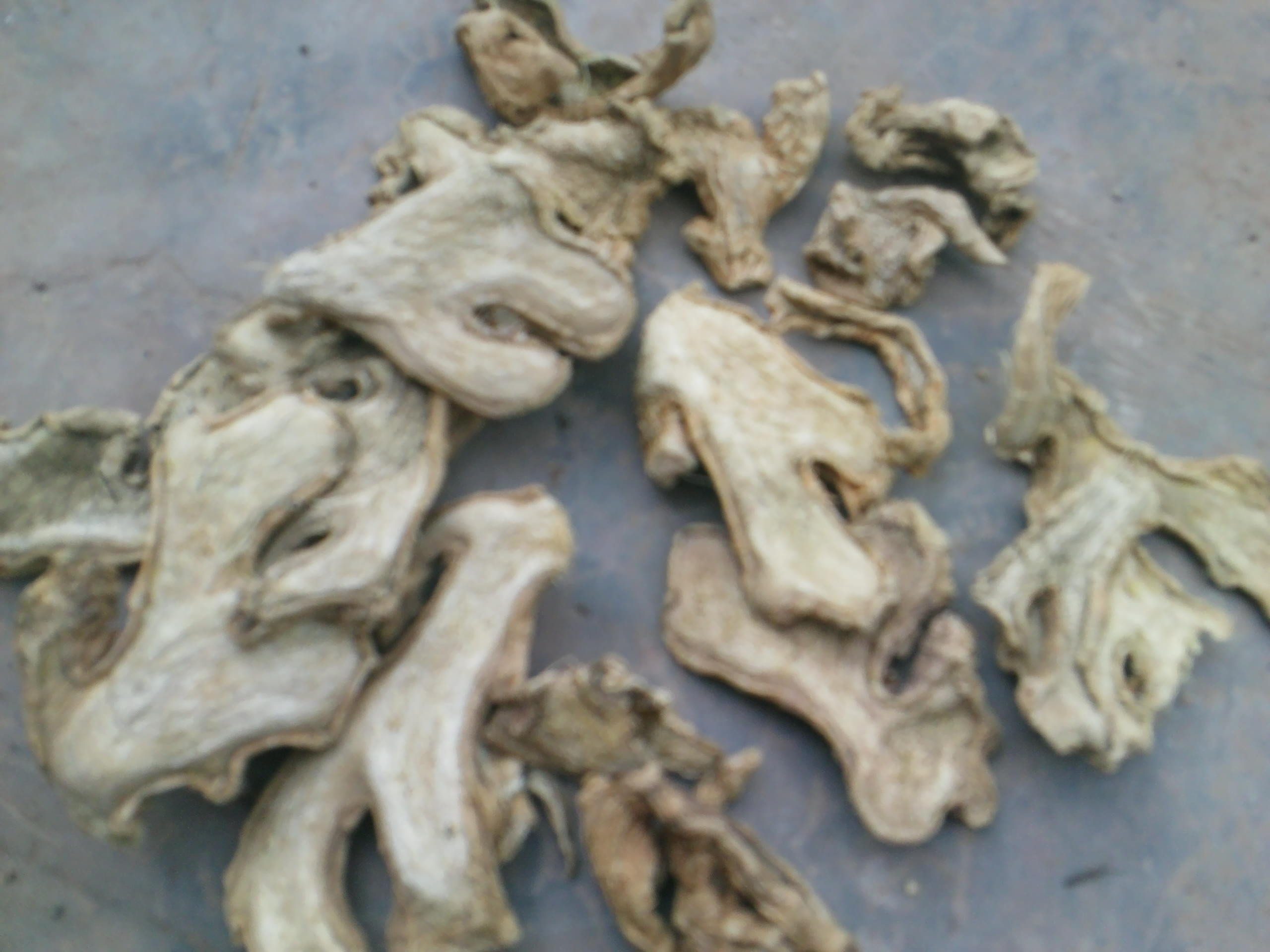  p>炮姜,中药名.为干姜的炮制加工品. /p>