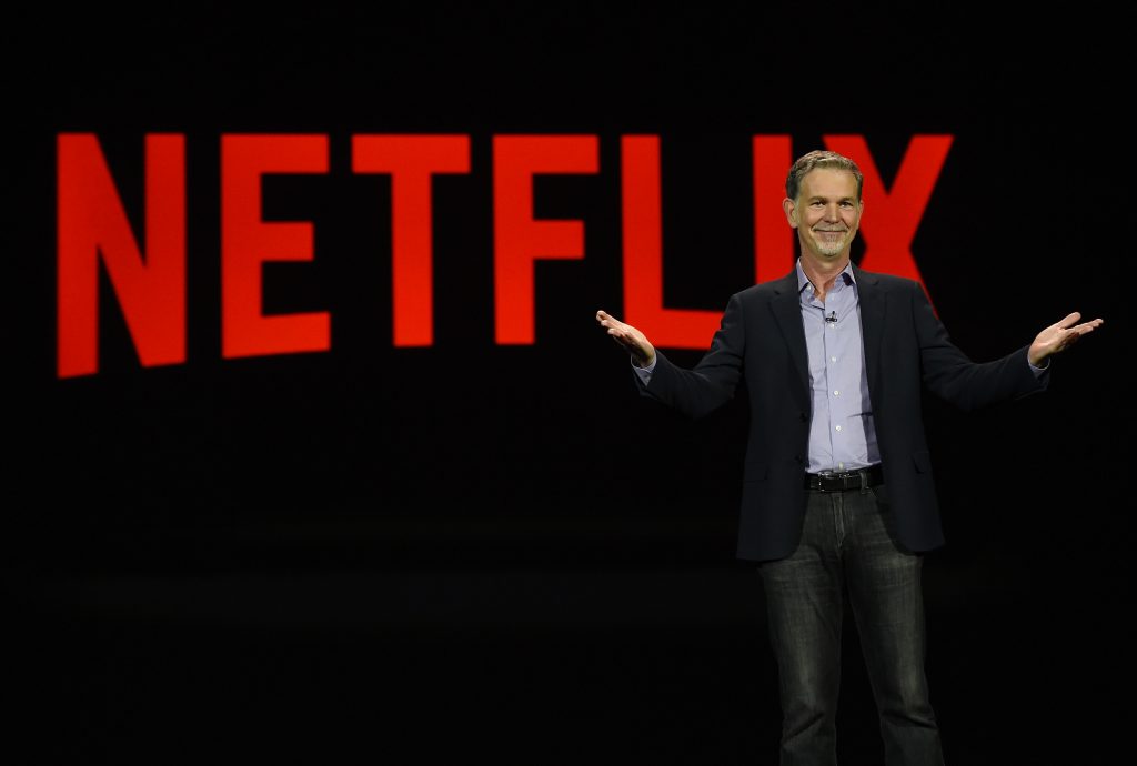 Netflix 市值首超迪士尼，谁才是全球第一媒体巨头？_百科TA说