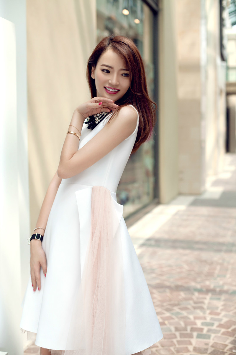  p data-id="go2344klxy">苏红,时尚媒体人,时尚投资人,曾就任时尚大