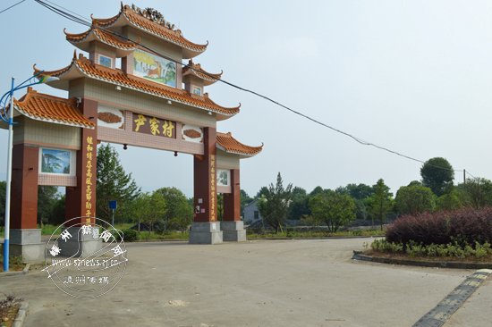  p>甘霖镇位于 a href="#" data-lemmaid="190275">浙江省 /a>嵊州市