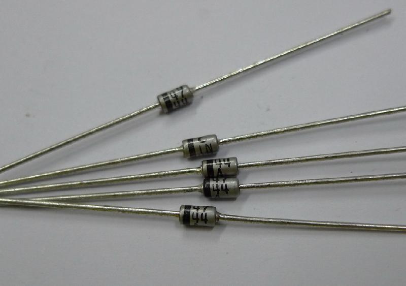 data-id="go162ke0tr"> a target="_blank" href="/item/稳压二极管