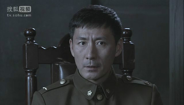  p>燕双鹰是电视剧《英雄》及其衍生作品中的男主角,1918年生, a