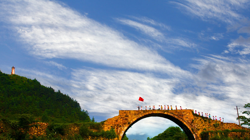  p>龙源口桥位于中国江西省吉安市永新县龙源口镇龙源口村,1958年被列