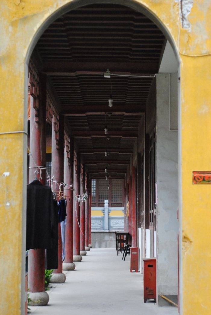  p>广福寺又名广福讲寺,坐落于 a target="_blank" href="/item/崇明