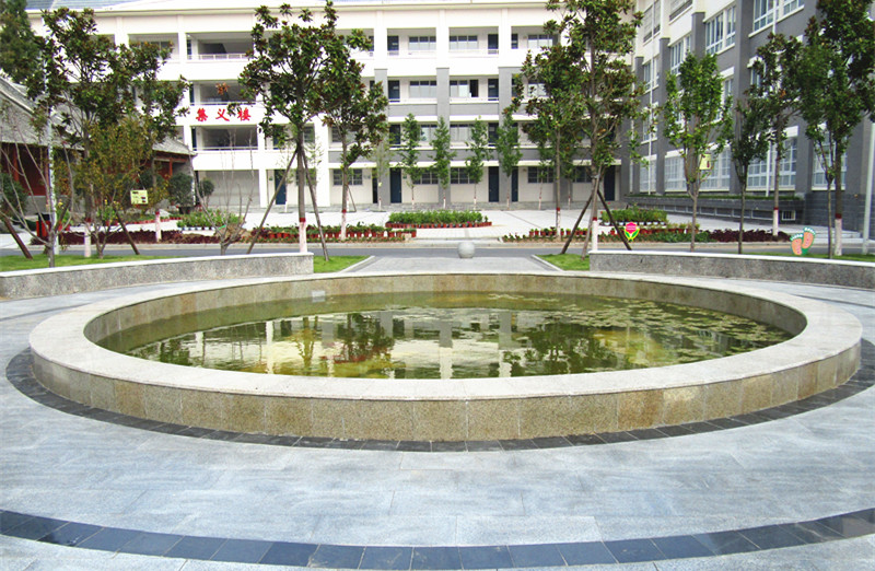  p>南阳市实验中学是 a href="#" data-lemmaid="1781281">南阳市教育