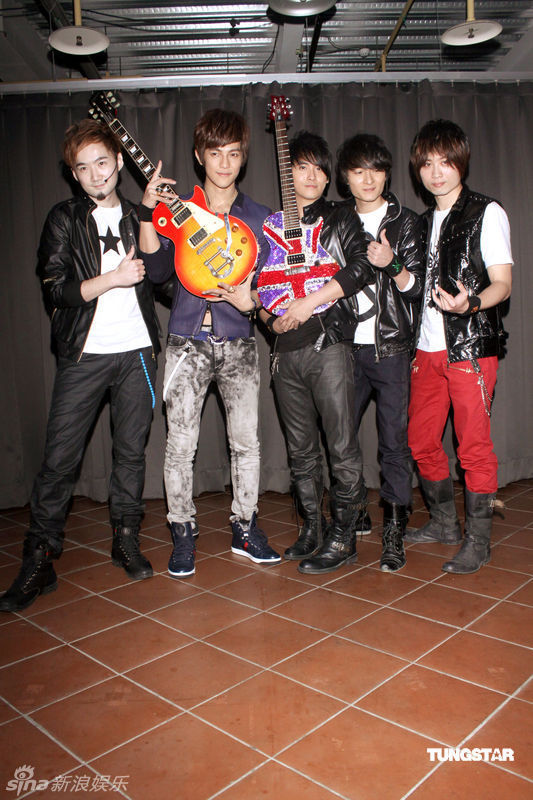 前中国台湾男子团体 a target="_blank" href="/item/飞轮海/242117"