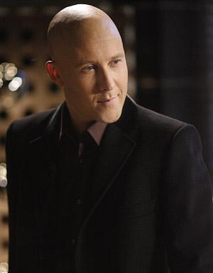  p>《超人前传第四季( a href="#">smallville /a> season 4)》,又名