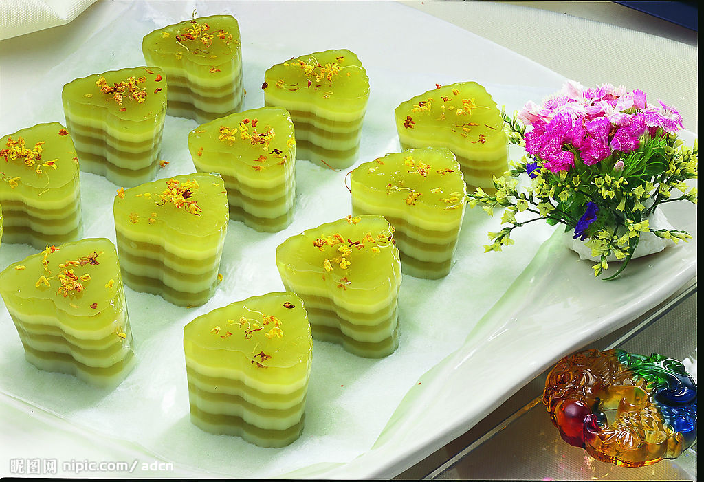  p>桂花糕是已有300多年历史,是用 a target="_blank" href="/item