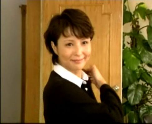 data-id="gnsyuvtgdz">李羚,1958年12月30日出生于上海,国家一级演员