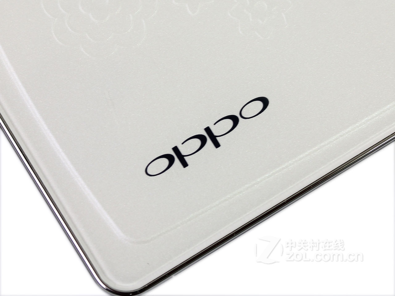  p>oppo u525 a>网络模式 /a>是gsm,外观设计是翻盖. /p>
