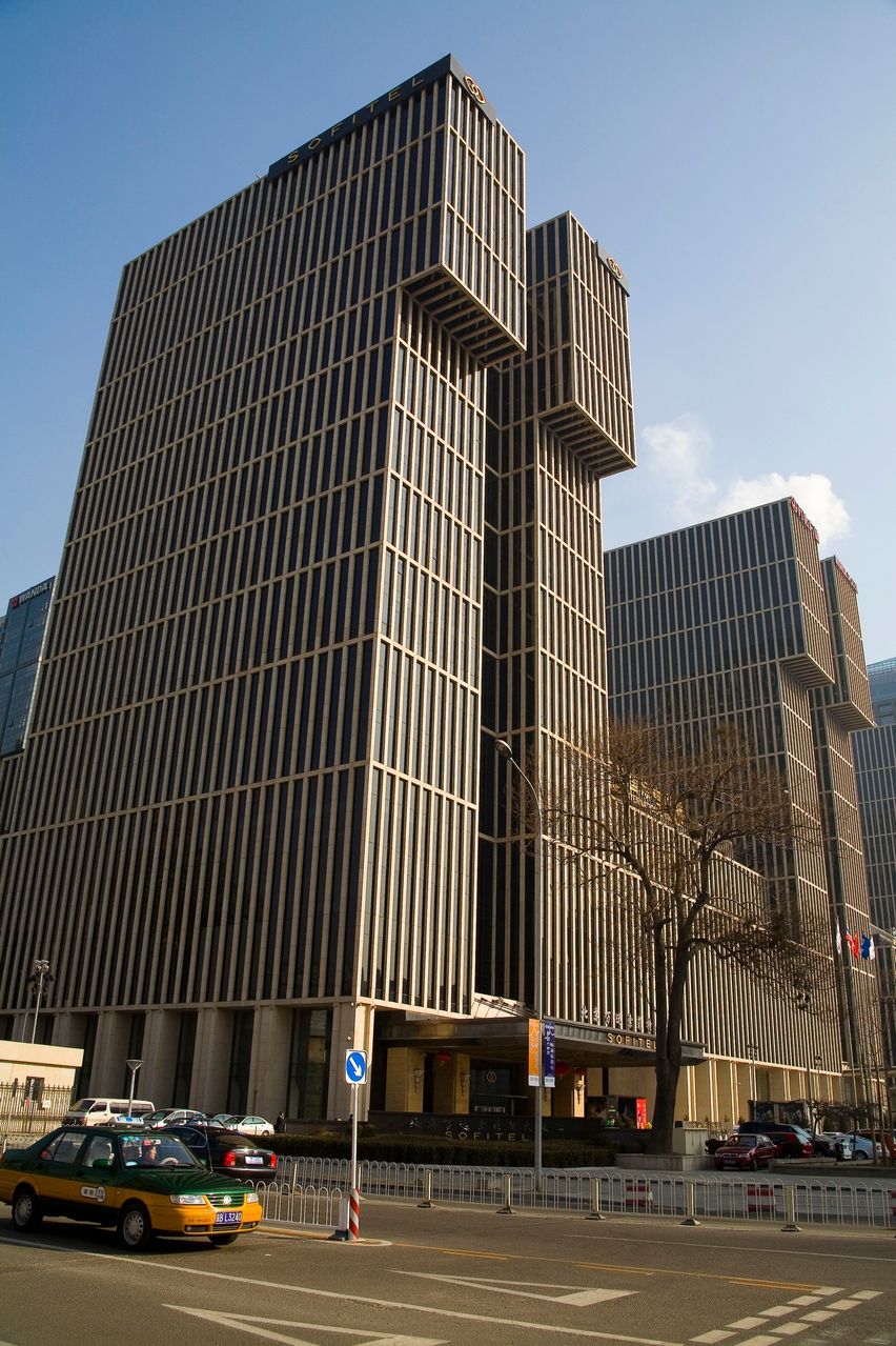  p data-id="gnhdlozd60">北京朝阳万达广场位于 a target="_blank"