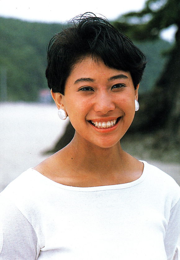 作品有《光战队剧场版》,《 a target="_blank" href="/item/光战队覆