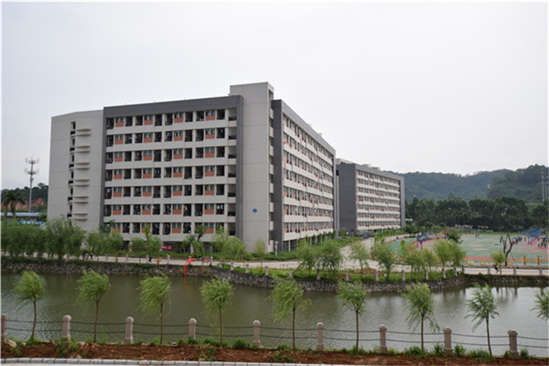  p>广州航海学院(guangzhou maritime university)是经 a target="