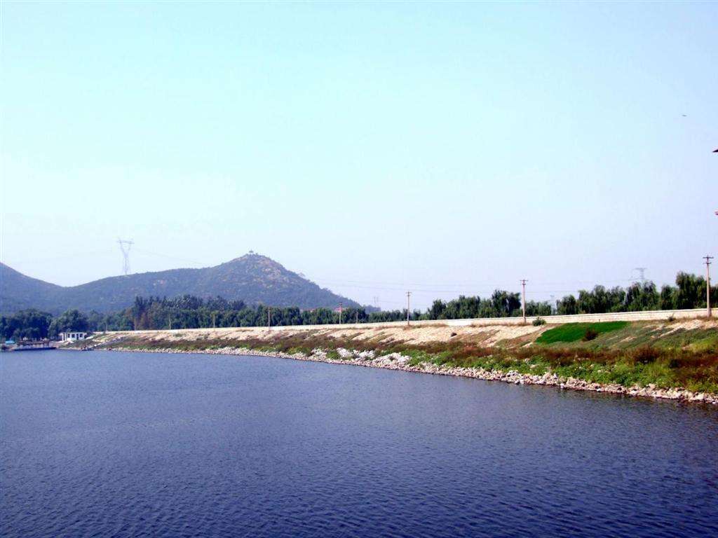  p data-id="gnwx653beo">龙凤湖风景区,位于河北省石家庄市 a target