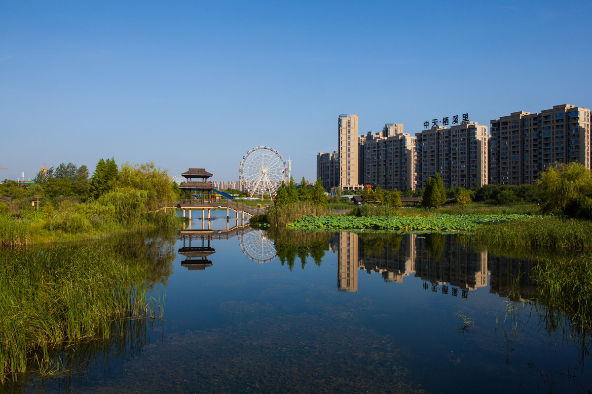  p data-id="gnbp8qjpv6">洋湖湿地位于湖南省长沙市岳麓区南部 a
