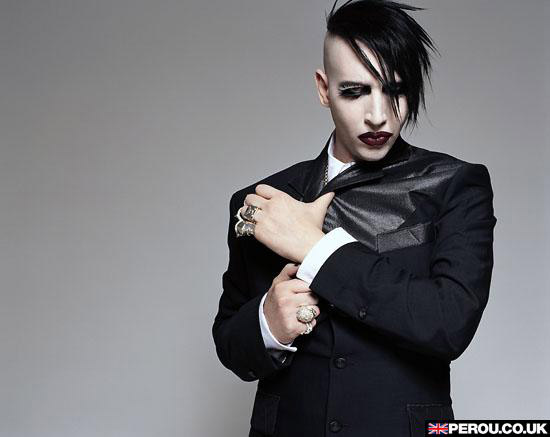  p>玛丽莲·曼森(marilyn manson),1969年1月5日出生于美国 a target=