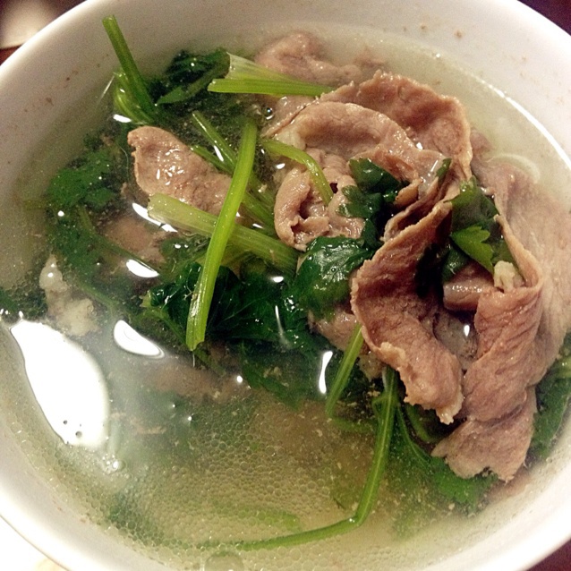 香菜肥牛汤