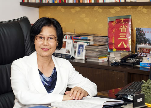  p data-id="gnwsi66nst">谢建平,女,广东工商职业学院创办人,董事长