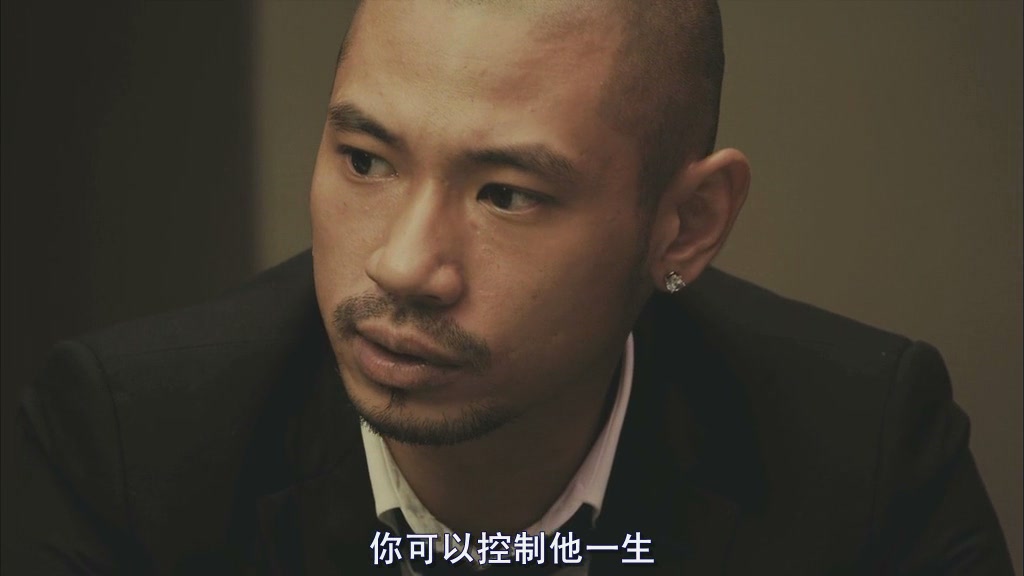 ">叶念琛 /a>执导, a target="_blank" href="/item/罗仲谦/5660191"