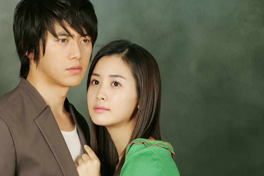  p>《绿蔷薇》是韩国sbs电视台于2005年3月19日首播的爱情剧,由金秀龙