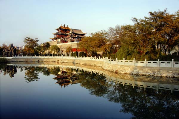 是宁夏回族自治区规模最大的古建筑群体,是西北地区最大的道教寺庙之