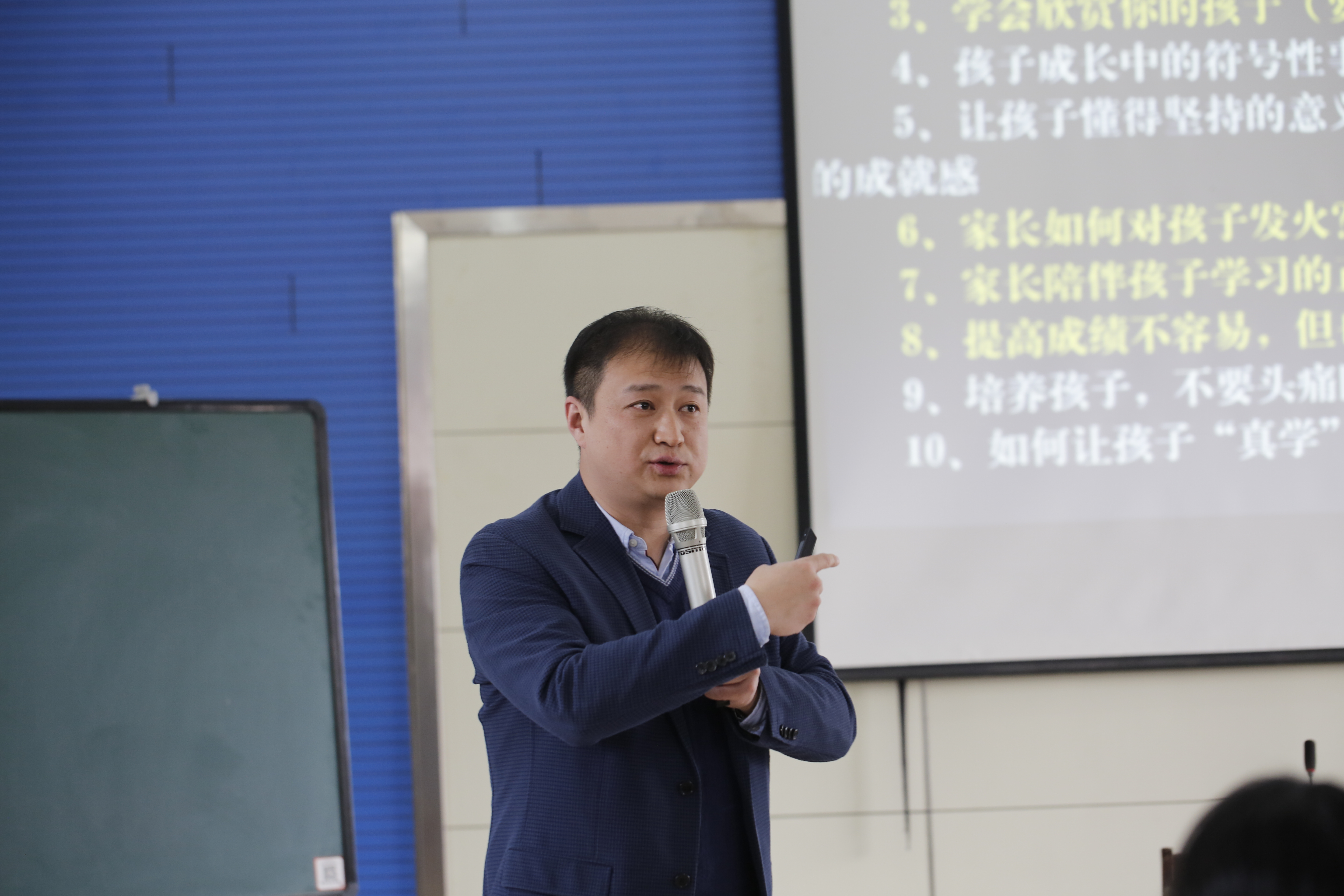 "向善家长学校"是由南京市雨花台区西善桥