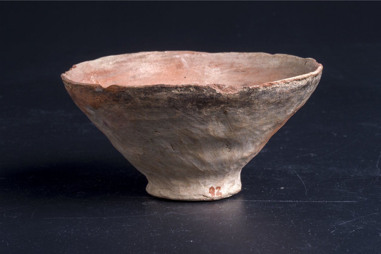 新石器时期红陶碗