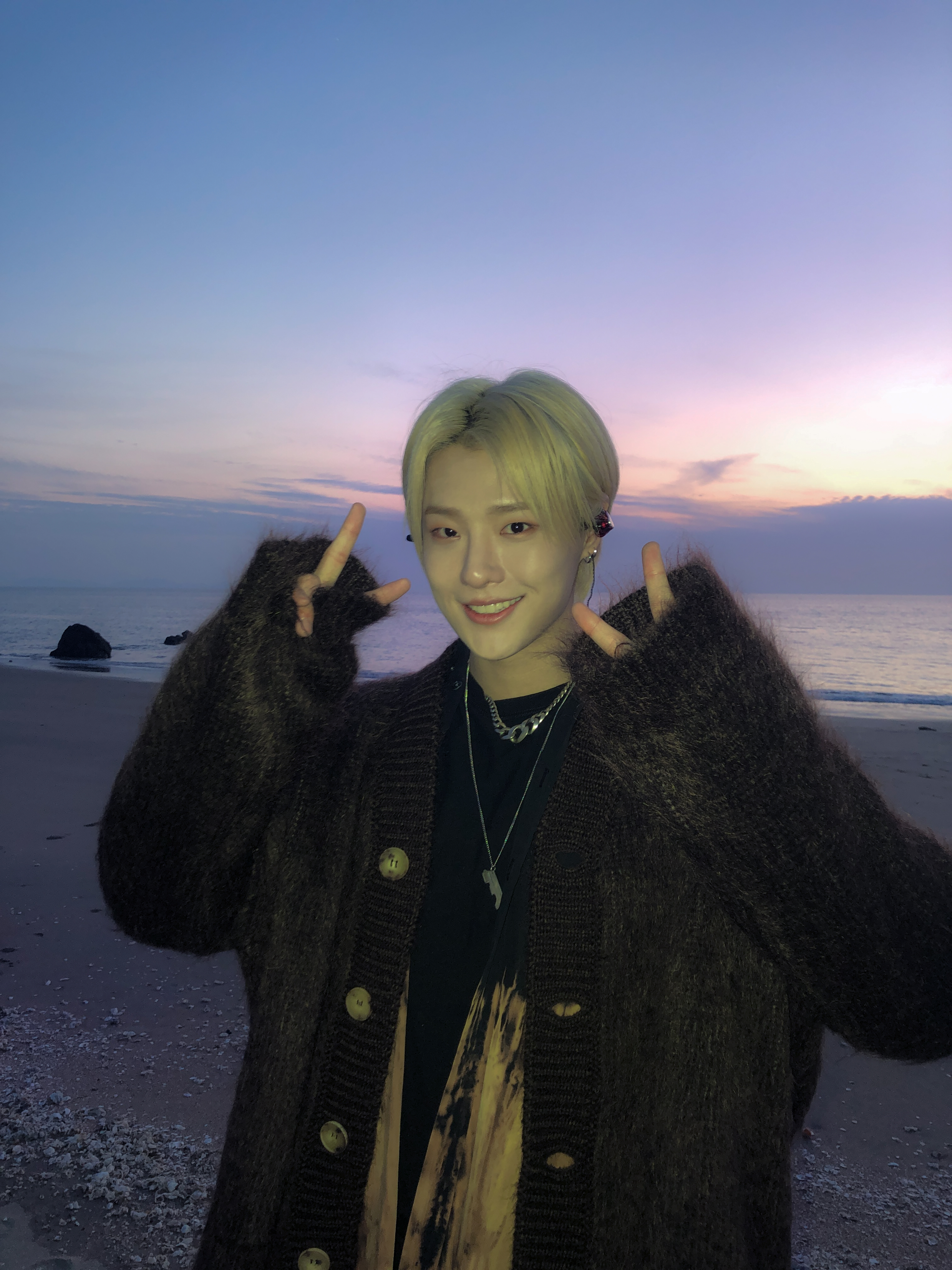  p>曹承衍(woodz),1996年8月5日出生于韩国京畿道