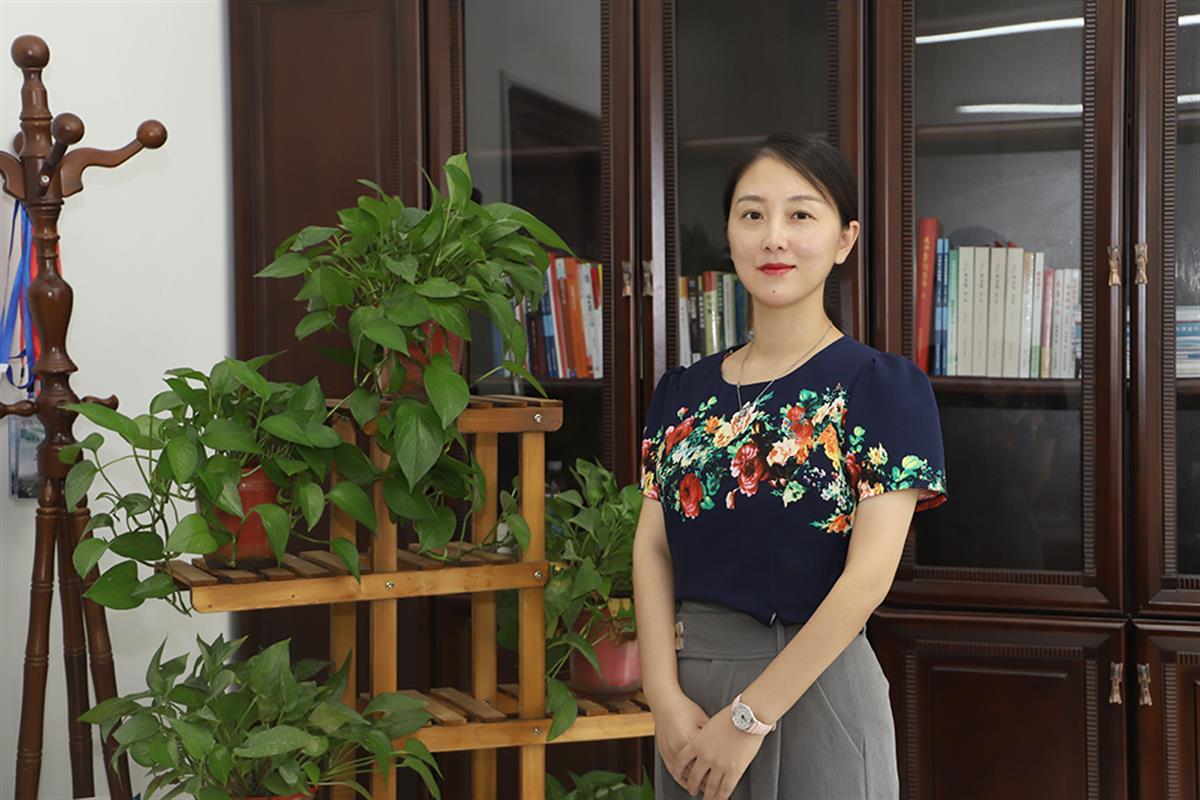 王莹