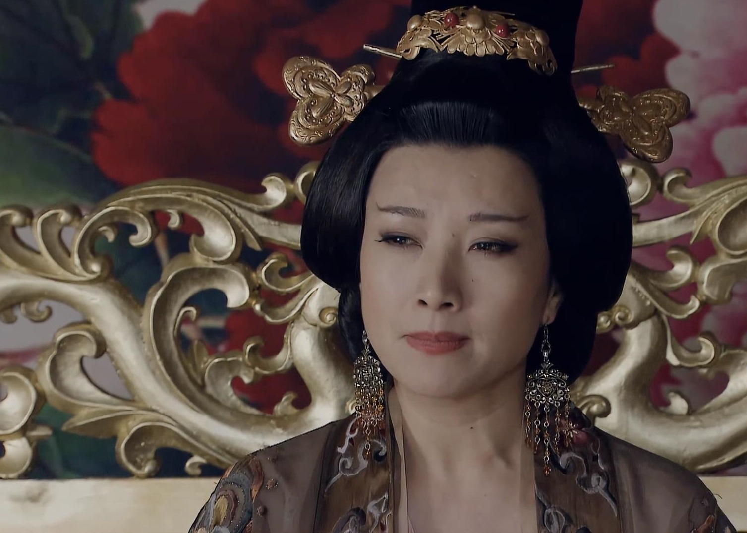  p>白骨姣是魏仁宗皇帝蒙德华的皇后,白骨姣原名蒙美娇,出自大魏皇族