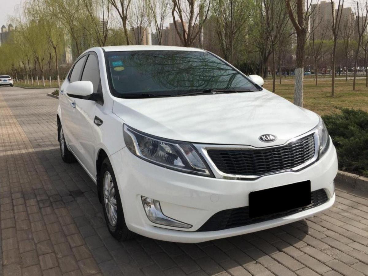 2012款起亚k2 三厢1.4 gl 纪念版mt