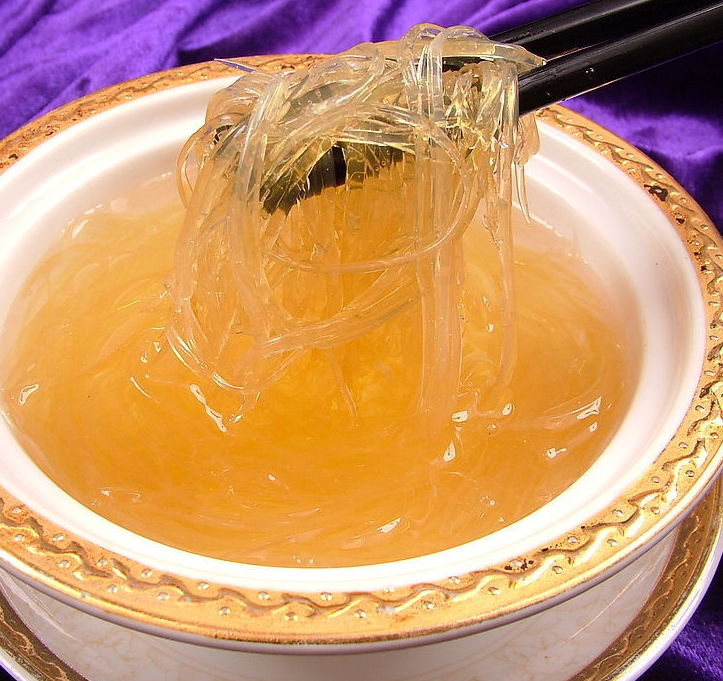 id="gnx9jtn6d8">人工鱼翅是指利用明胶等添加物人工合成的仿鱼翅食品