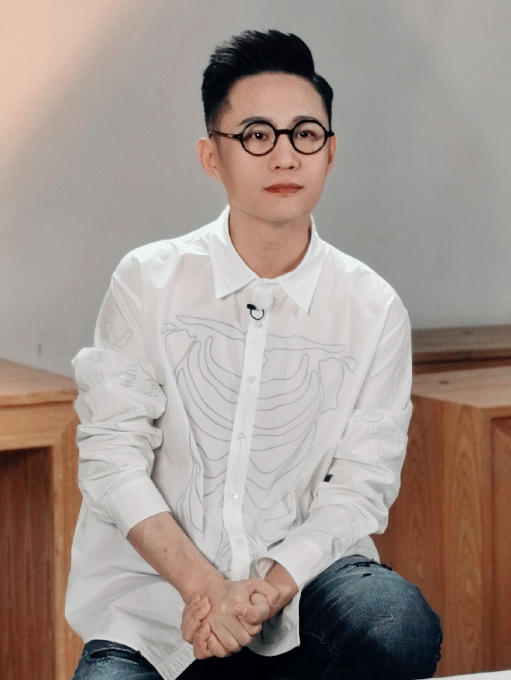  p>石头,本名王卓实,11月14日出生于中国吉林省吉林市,中国内地流行男