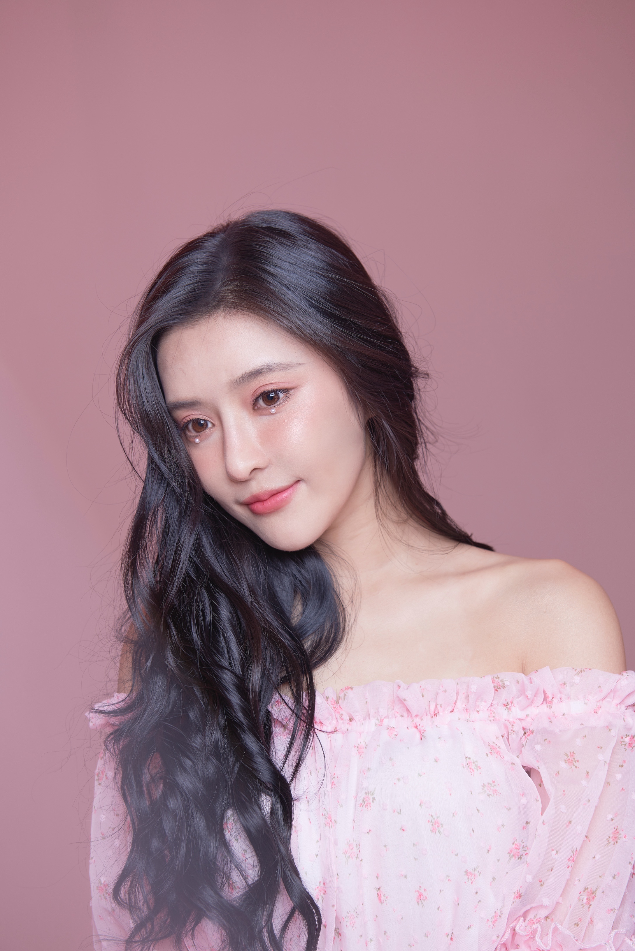  p>张恺彤,大陆女歌手,毕业于北京师范大学,其主要代表作品有《 a